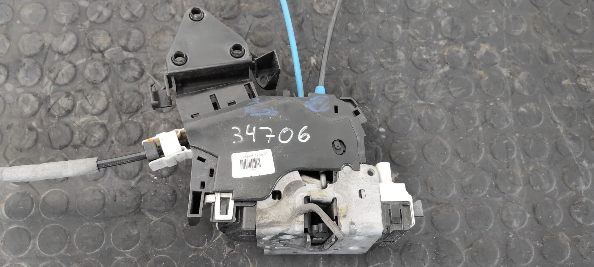 Recambio de CERRADURA PUERTA TRASERA DERECHA para MERCEDES-BENZ CLASE C (W204) BERLINA 2.2 CDI CAT OM646811 referencia OEM IAM A2047331808   - BLANCO 2