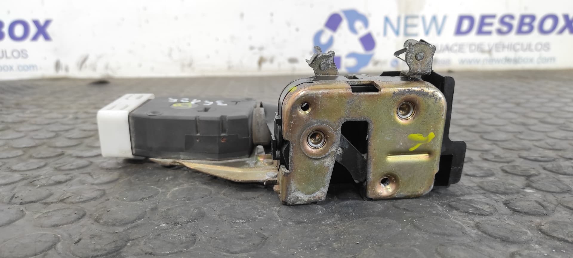 Recambio de CERRADURA PUERTA DELANTERA IZQUIERDA para VOLVO S40 BERLINA 1.9 D+ (85kW) D4192T3 referencia OEM IAM    - BLANCO 5