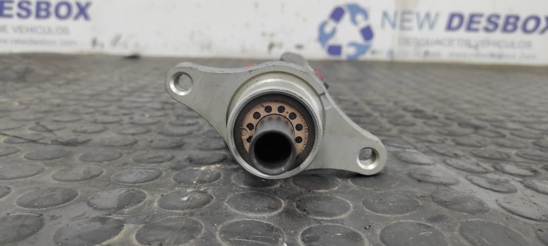 Recambio de BOMBA FRENO para AUDI A3 (8L) 1.9 TDI Ambiente ASZ referencia OEM IAM 917B8   - BLANCO
