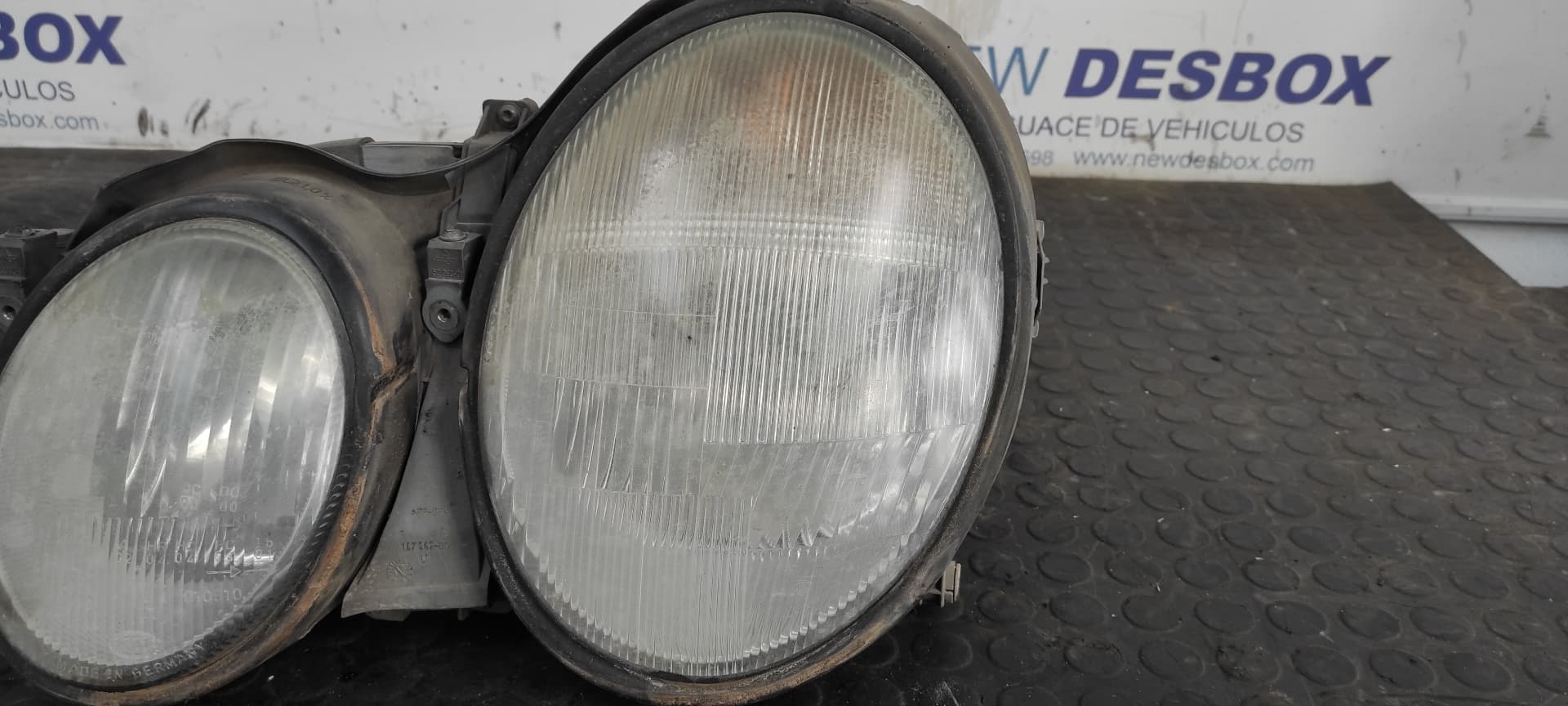 Recambio de FARO IZQUIERDO para MERCEDES-BENZ CLASE CLK (W208) COUPE 230 Compressor (208.347) M111975 referencia OEM IAM 147551   - AZUL 11