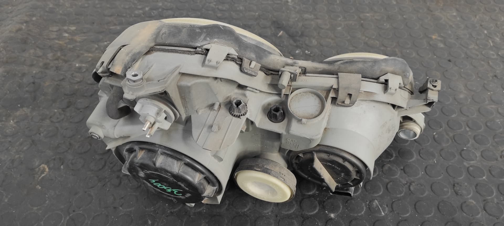 Recambio de FARO IZQUIERDO para MERCEDES-BENZ CLASE CLK (W208) COUPE 230 Compressor (208.347) M111975 referencia OEM IAM 147551   - AZUL 5