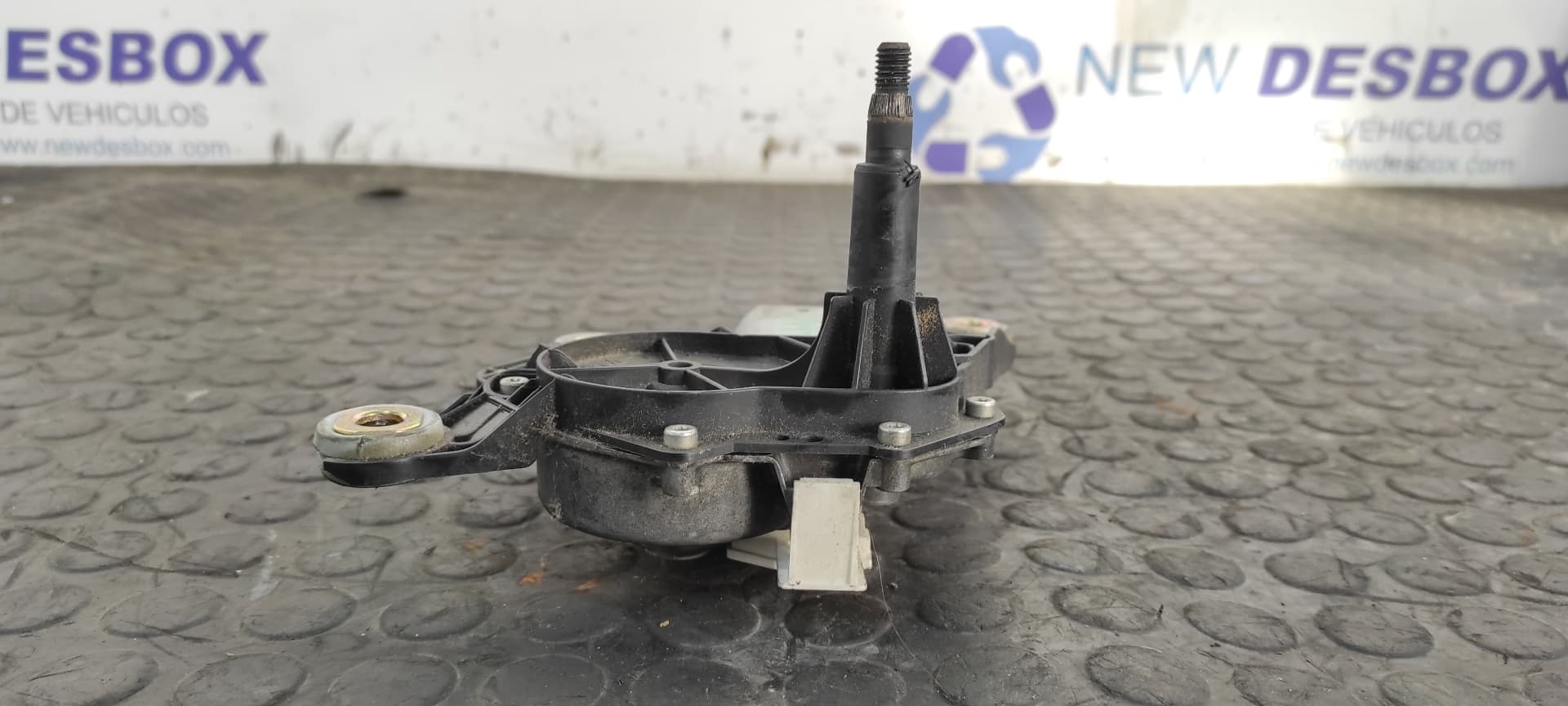 Recambio de MOTOR LIMPIA TRASERO para FIAT ULYSSE (179) 2.2 JTD Dynamic 4HWDW12ATED4 referencia OEM IAM VALEO   - GRIS 2