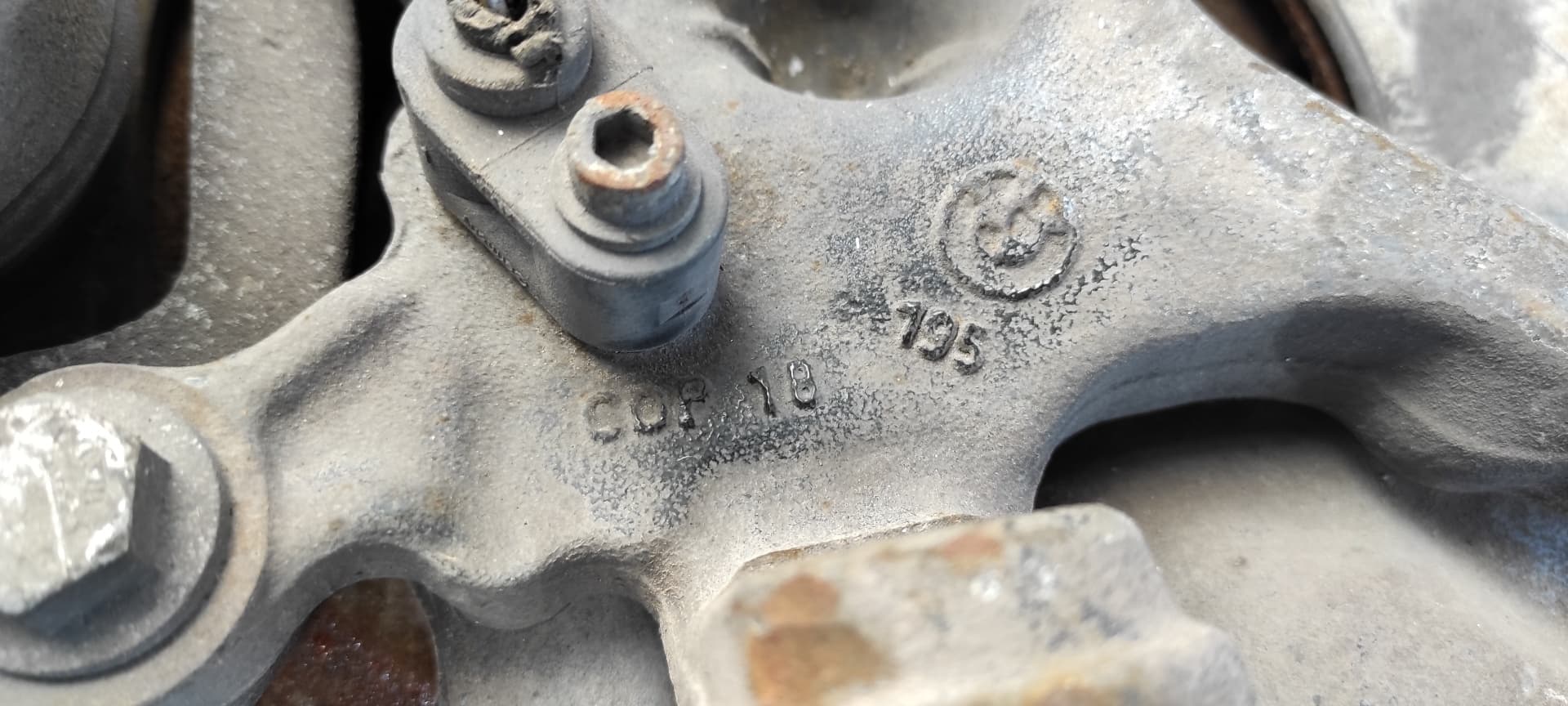 Recambio de MANGUETA DELANTERA IZQUIERDA para BMW SERIE 3 BERLINA (E46) M47204D1 referencia OEM IAM CDP18 195   - PLATA 4