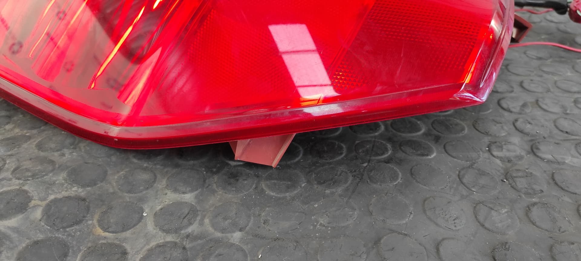 Recambio de PILOTO TRASERO IZQUIERDO para MAZDA 5 BERL. (CR) RF referencia OEM IAM C23551160   - AZUL 5