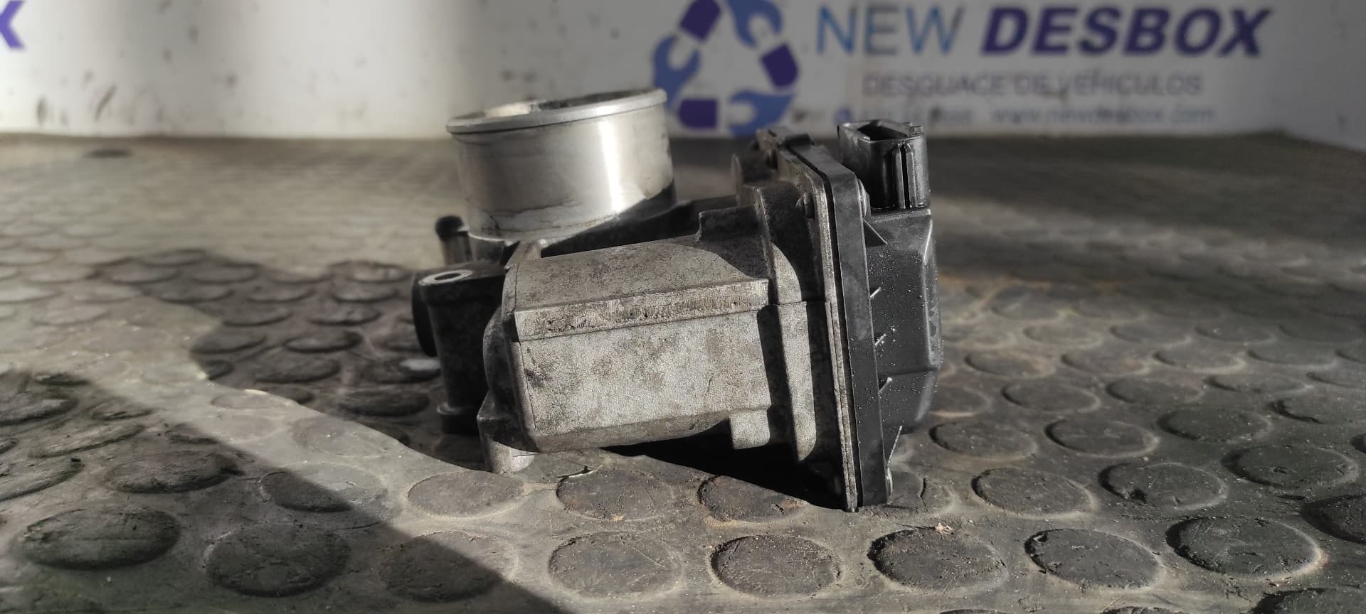Recambio de CAJA MARIPOSA para MAZDA 5 BERL. (CR) RF referencia OEM IAM RF7J136B0D   - AZUL 5