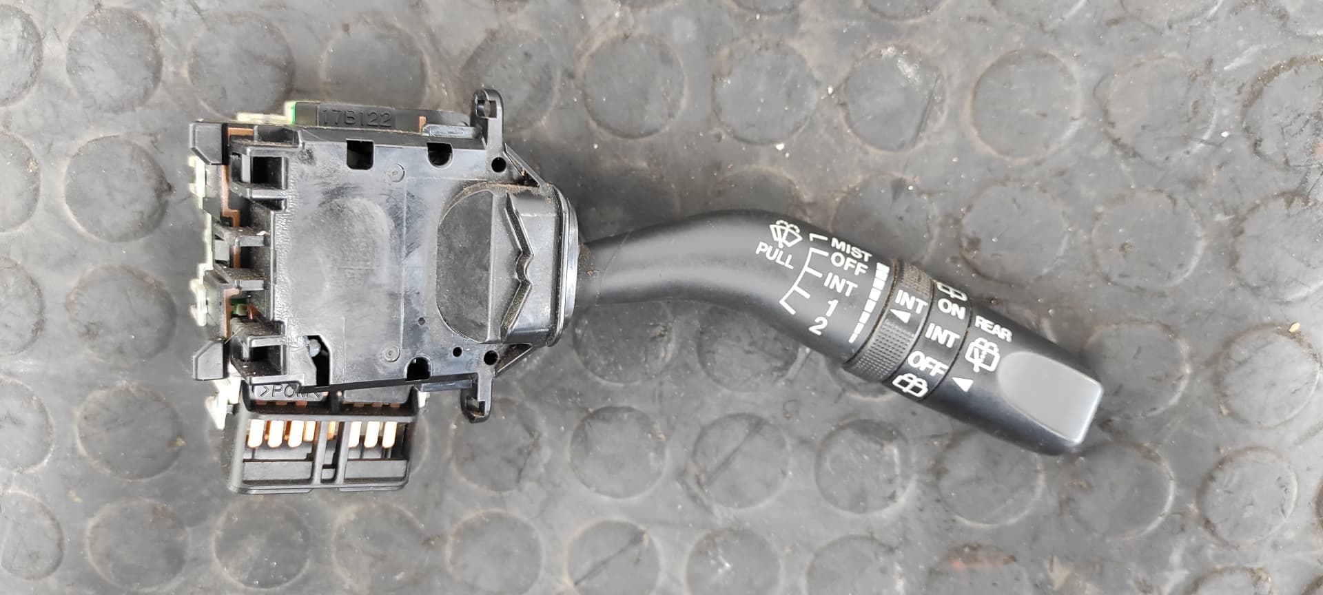 Recambio de MANDO LIMPIA para MAZDA 6 BERLINA (GG) 2.0 CRTD 136 Active (4-ptas.) RF5C referencia OEM IAM 17B122   - AZUL
