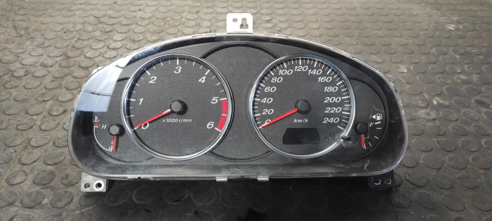 Recambio de CUADRO INSTRUMENTOS para MAZDA 6 BERLINA (GG) RF5C referencia OEM IAM JGGJ6WC   - AZUL