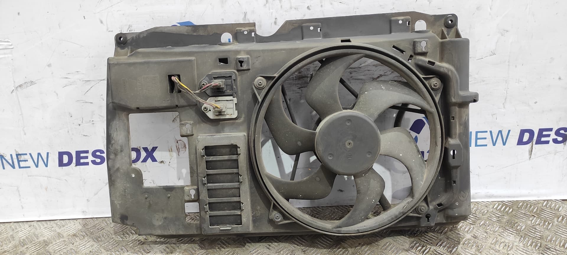 Recambio de ELECTROVENTILADOR para PEUGEOT PARTNER (S2) Combi Pro WJYDW8B referencia OEM IAM    - BLANCO