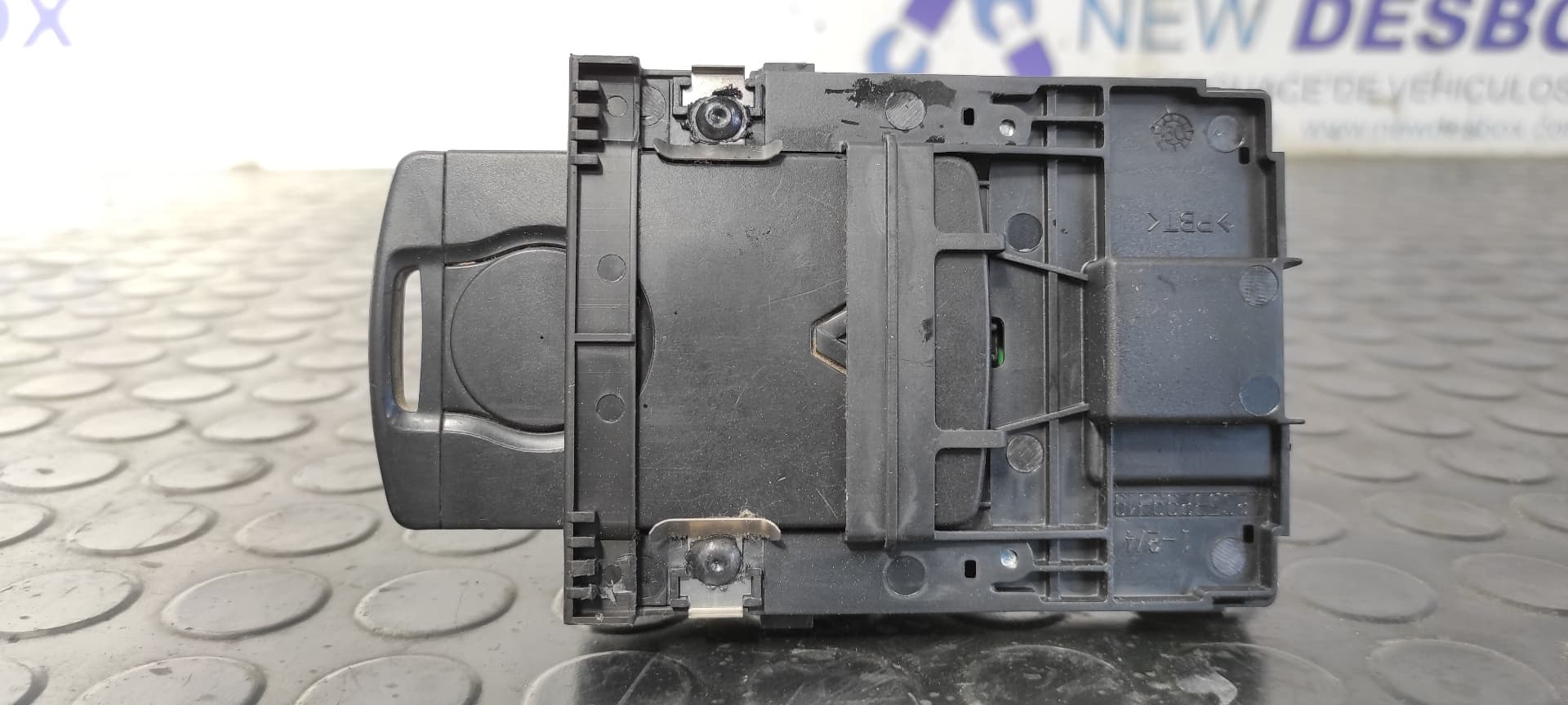 Recambio de CONMUTADOR DE ARRANQUE para RENAULT MEGANE III BERLINA 5 P K4MR8 - BLANCO 8