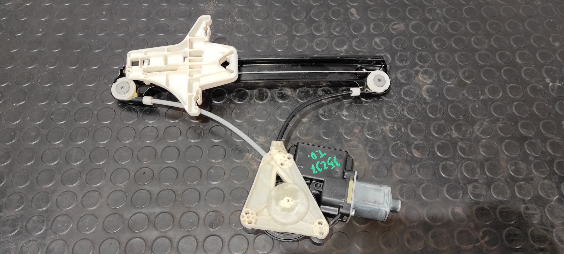 Recambio de ELEVALUNAS TRASERO DERECHO para VOLKSWAGEN POLO (6C1) Advance BlueMotion CUS referencia OEM IAM 6R0959812N   - AZUL 8