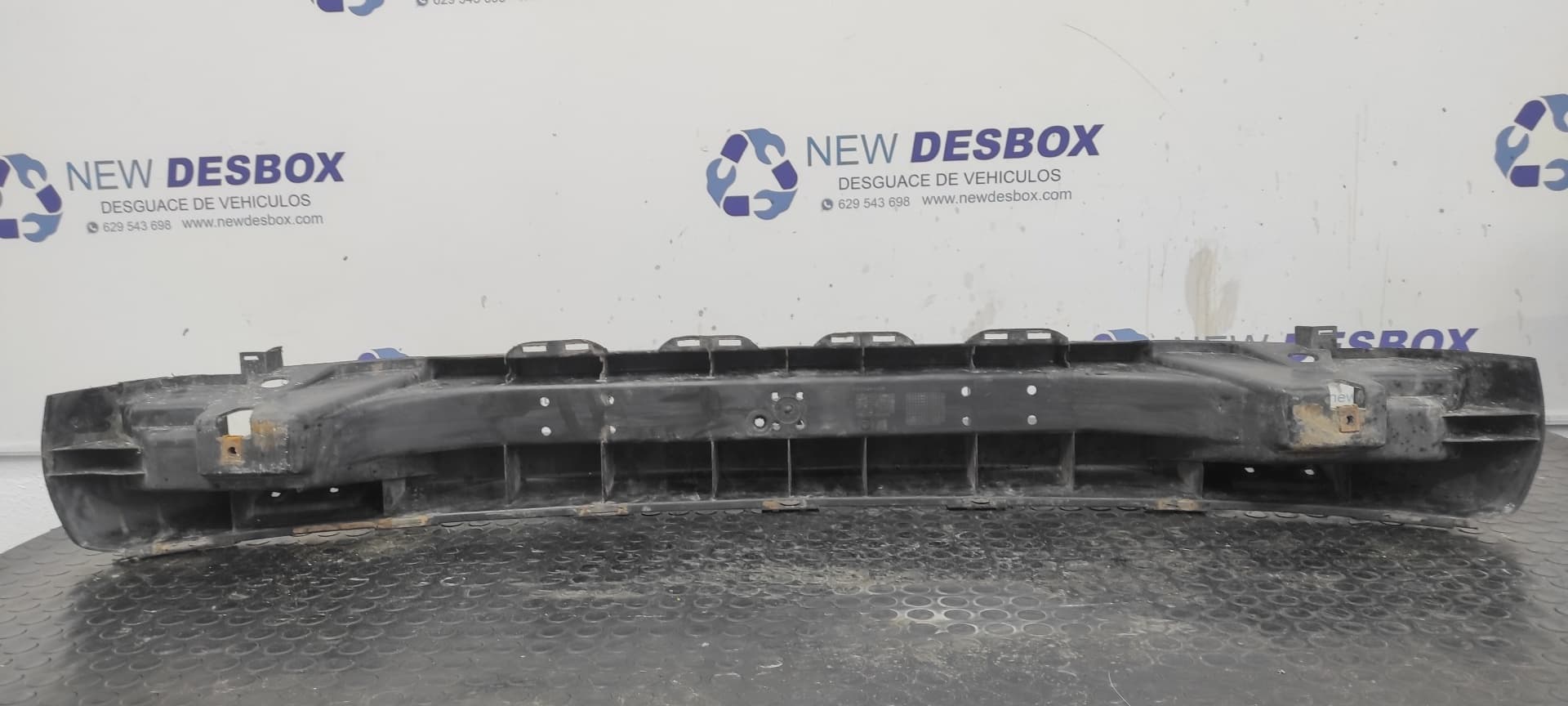 Recambio de REFUERZO PARAGOLPES DELANTERO para PEUGEOT PARTNER (S2) referencia OEM IAM 3
