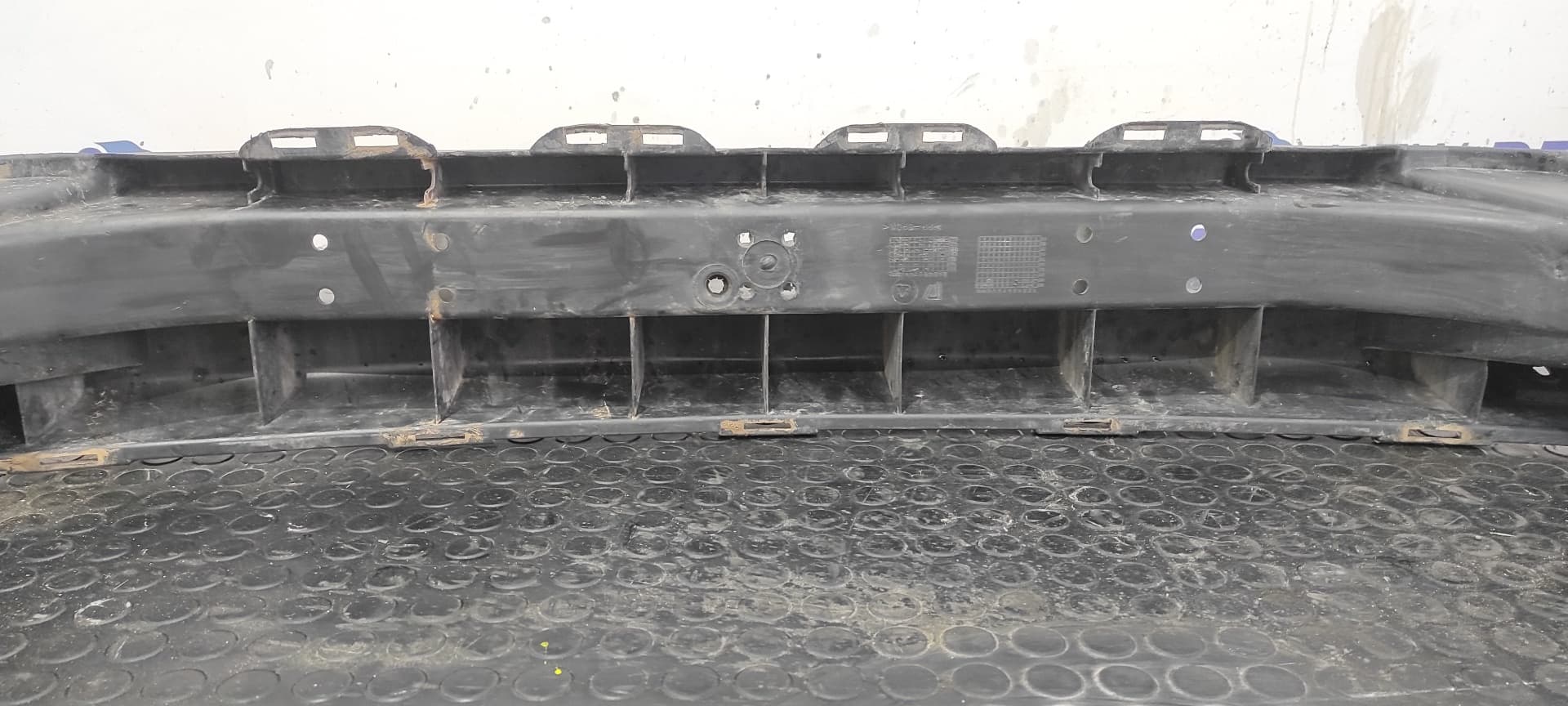 Recambio de REFUERZO PARAGOLPES DELANTERO para PEUGEOT PARTNER (S2) referencia OEM IAM 6