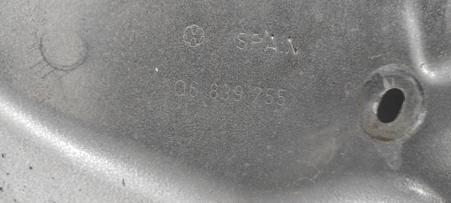 Recambio de ELEVALUNAS TRASERO IZQUIERDO para VOLKSWAGEN POLO (9N3) Advance BNM referencia OEM IAM 6Q6839755   - GRIS 5