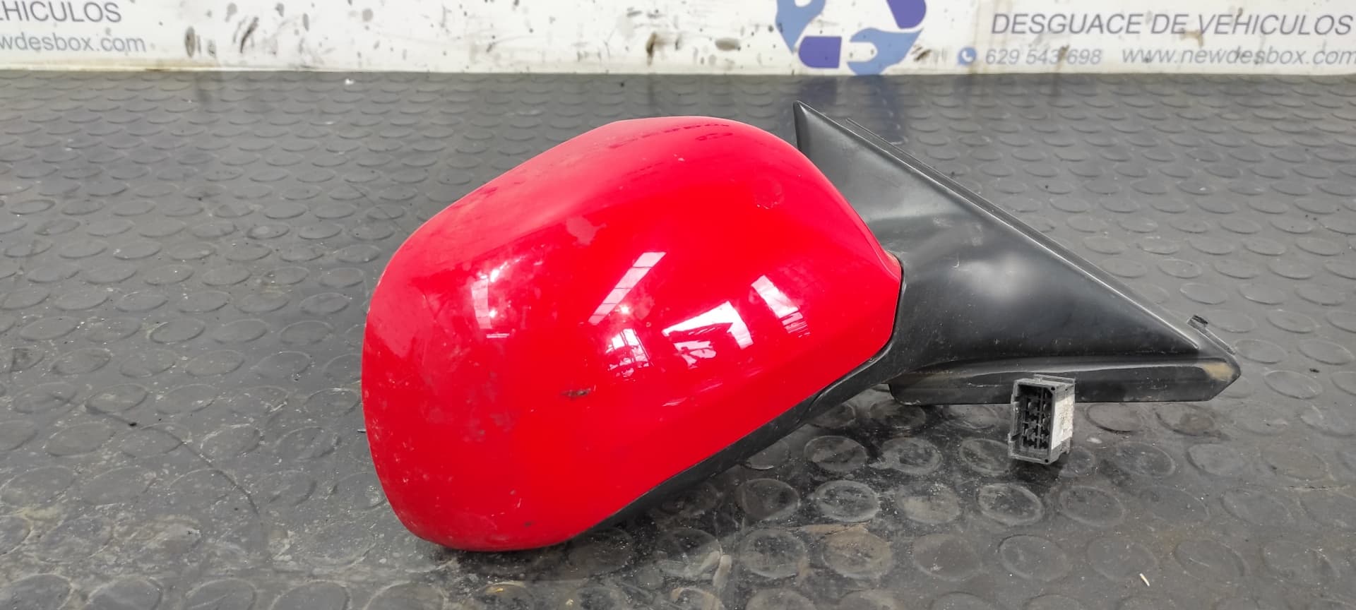 Recambio de RETROVISOR DERECHO para AUDI A3 (8L) AGN referencia OEM IAM 010481   - ROJO 5