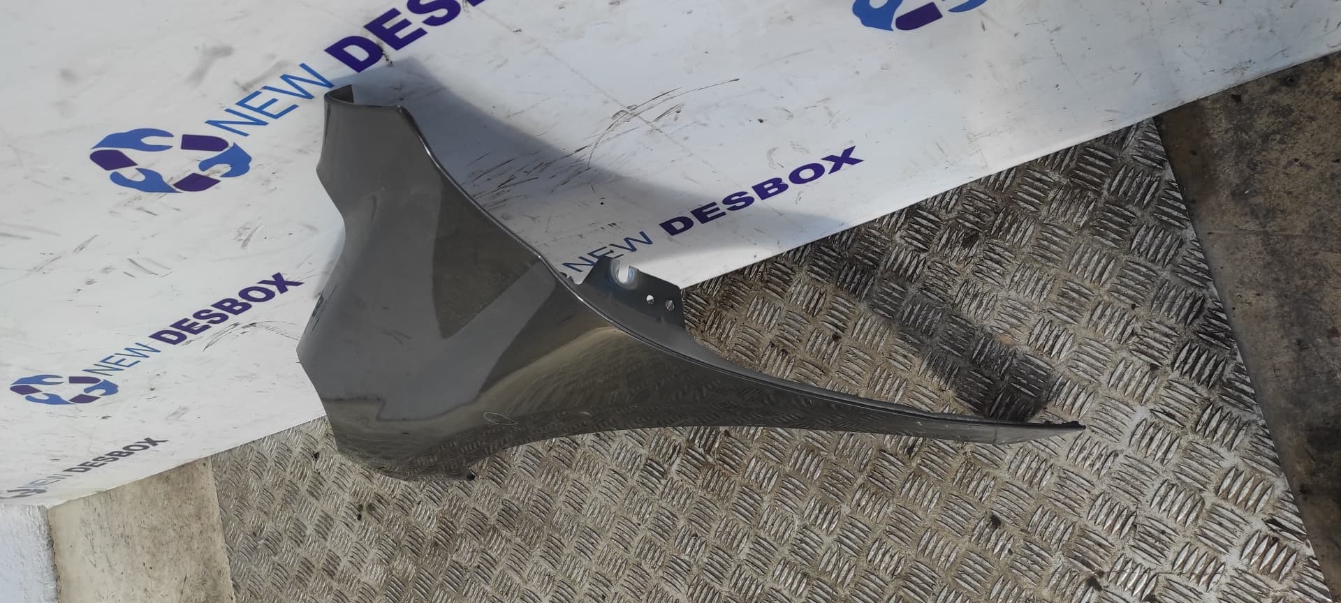 Recambio de ALETA DELANTERA IZQUIERDA para PEUGEOT 207 8HRDV4TD referencia OEM IAM    - BLANCO 3