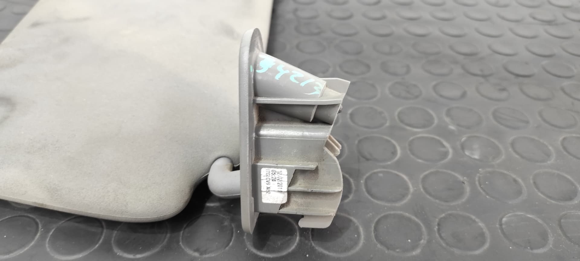 Recambio de PARASOL DERECHO para OPEL MOVANO B KASTEN/COMBI HKa L2H2 3,3t DoKa M9TA6 referencia OEM IAM    - BLANCO 2