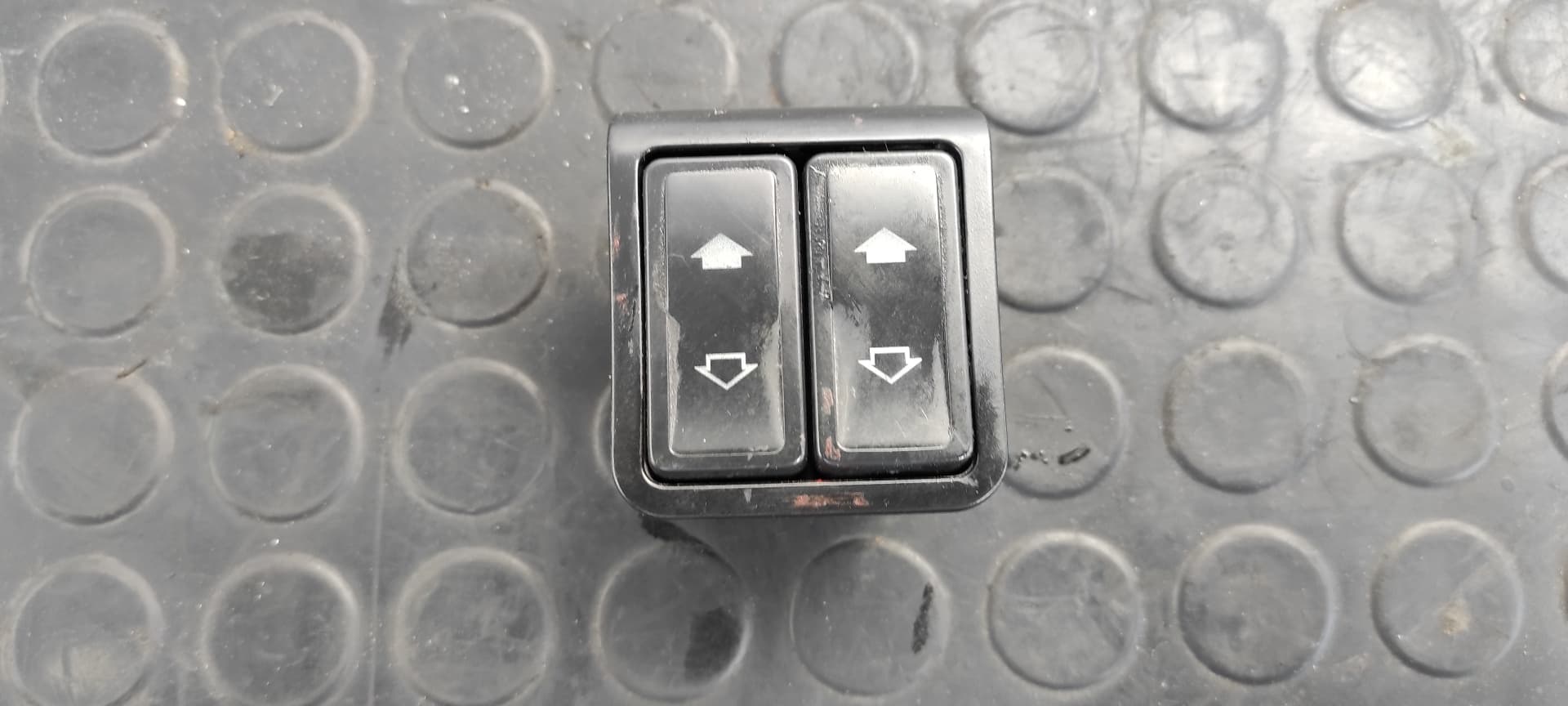 Recambio de MANDO ELEVALUNAS DELANTERO IZQUIERDO para CITROEN ZX 2.0 / 2.0i Volcane RFXXU10J2C referencia OEM IAM 9603526477   - ROJO