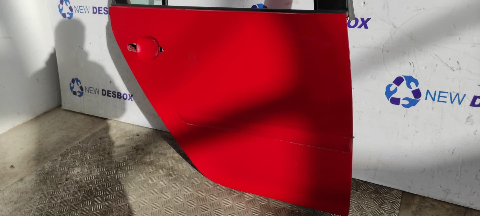 Recambio de PUERTA TRASERA DERECHA para VOLKSWAGEN GOLF V BERLINA (1K1) BKD referencia OEM IAM    - ROJO 3