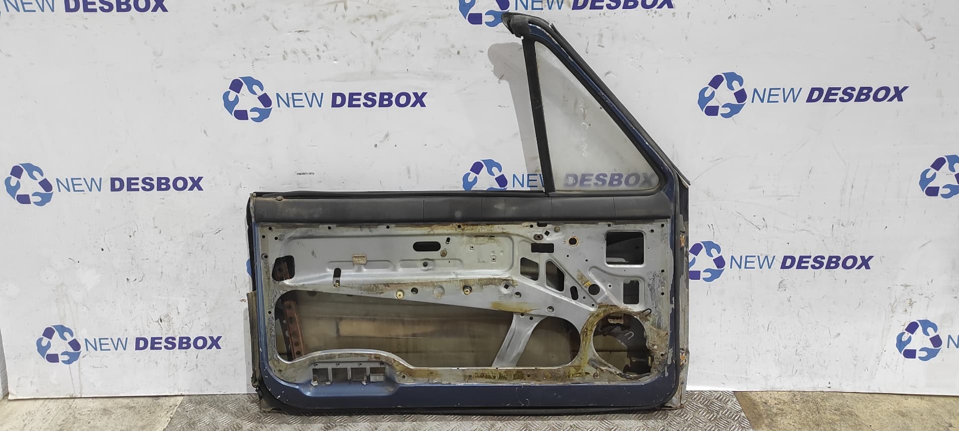 Recambio de PUERTA DELANTERA IZQUIERDA para VOLKSWAGEN GOLF I (171/173) referencia OEM IAM 2