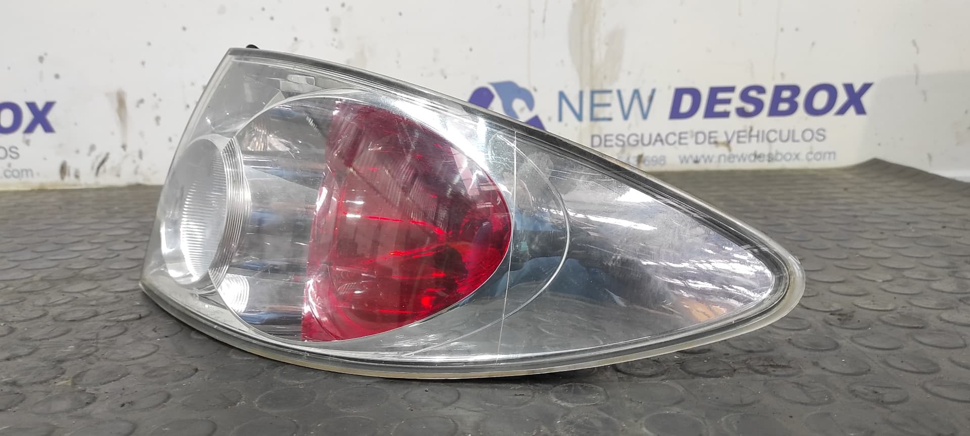Recambio de PILOTO TRASERO DERECHO para MAZDA 6 BERLINA (GG) 2.0 CRTD 136 Active (4-ptas.) RF5C referencia OEM IAM 22061971   - AZUL 9