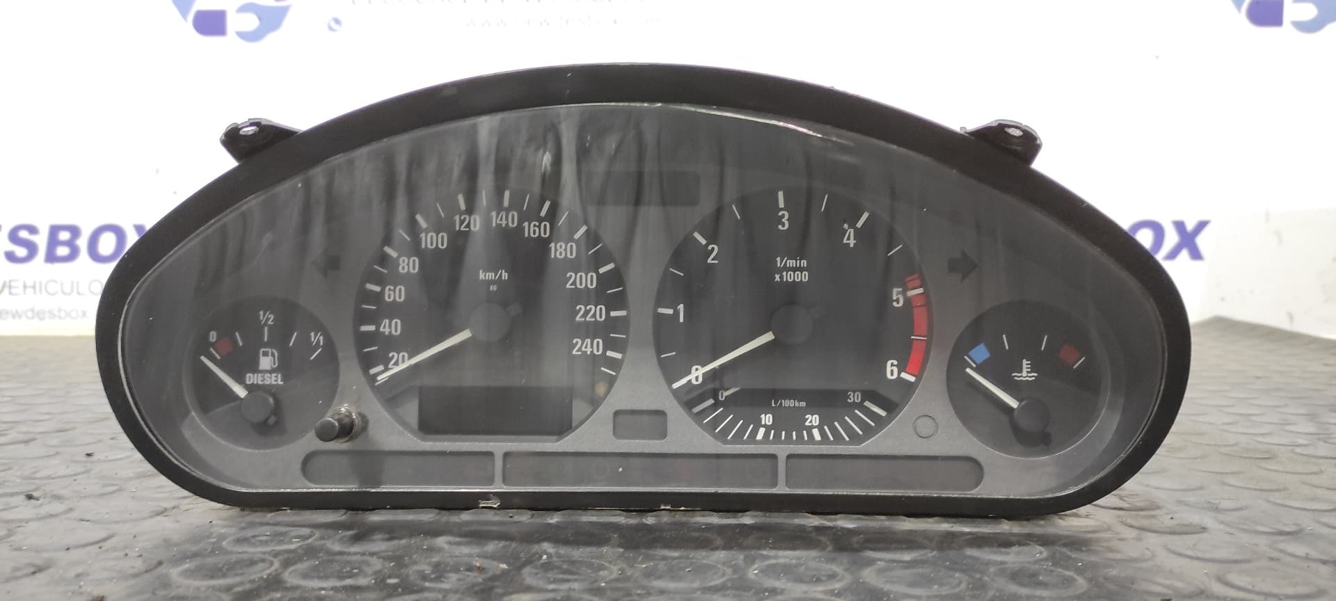 Recambio de CUADRO INSTRUMENTOS para BMW SERIE 3 BERLINA (E36) M41D18INTER referencia OEM IAM 8363750   - NEGRO