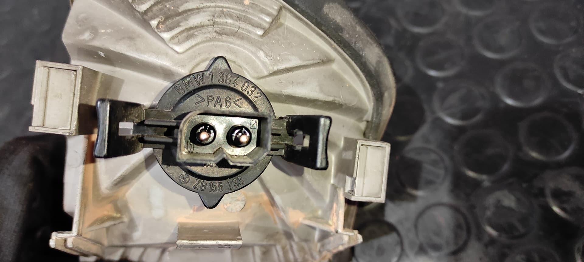 Recambio de PILOTO DELANTERO IZQUIERDO para BMW SERIE 3 BERLINA (E36) 1.7 Turbodiesel CAT M41D18INTER referencia OEM IAM 1387043   - NEGRO 9
