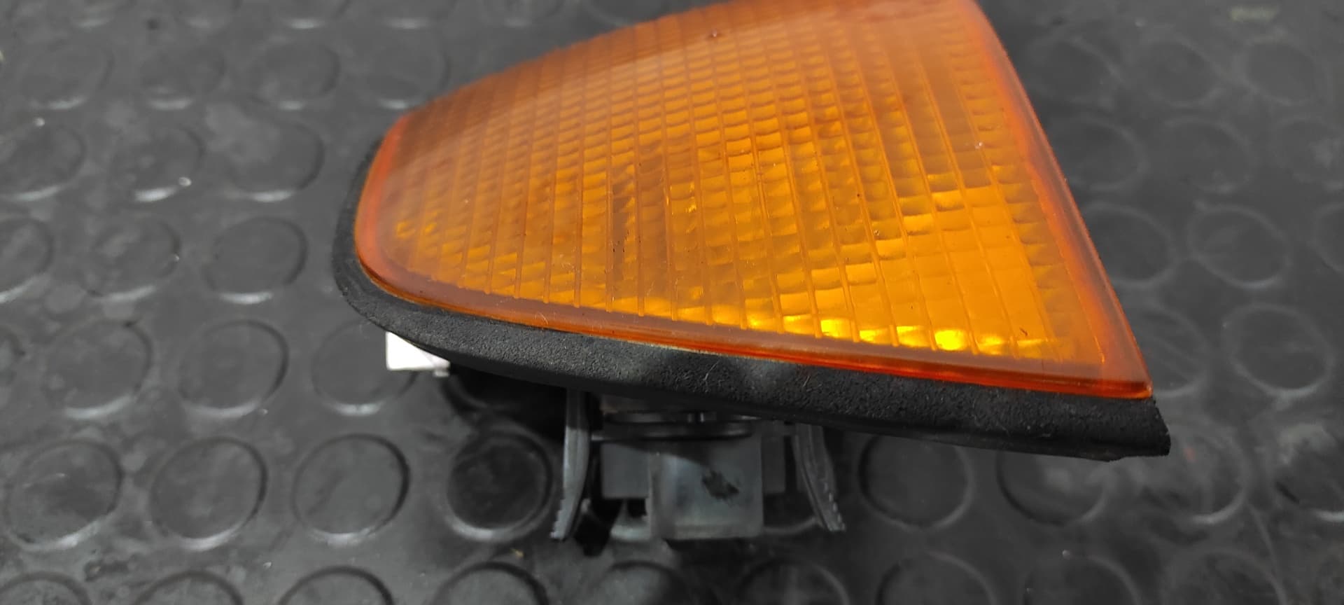 Recambio de PILOTO DELANTERO DERECHO para BMW SERIE 3 BERLINA (E36) 1.7 Turbodiesel CAT M41D18INTER referencia OEM IAM 1387044   - NEGRO 8