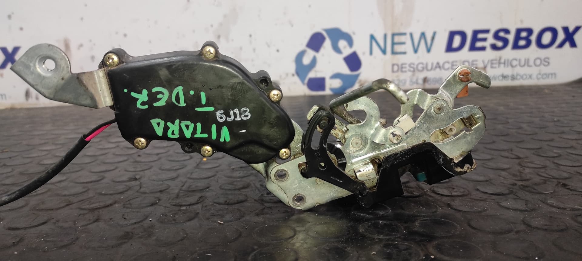 Recambio de CERRADURA PUERTA TRASERA DERECHA para SUZUKI VITARA SE/SV (ET) referencia OEM IAM 3