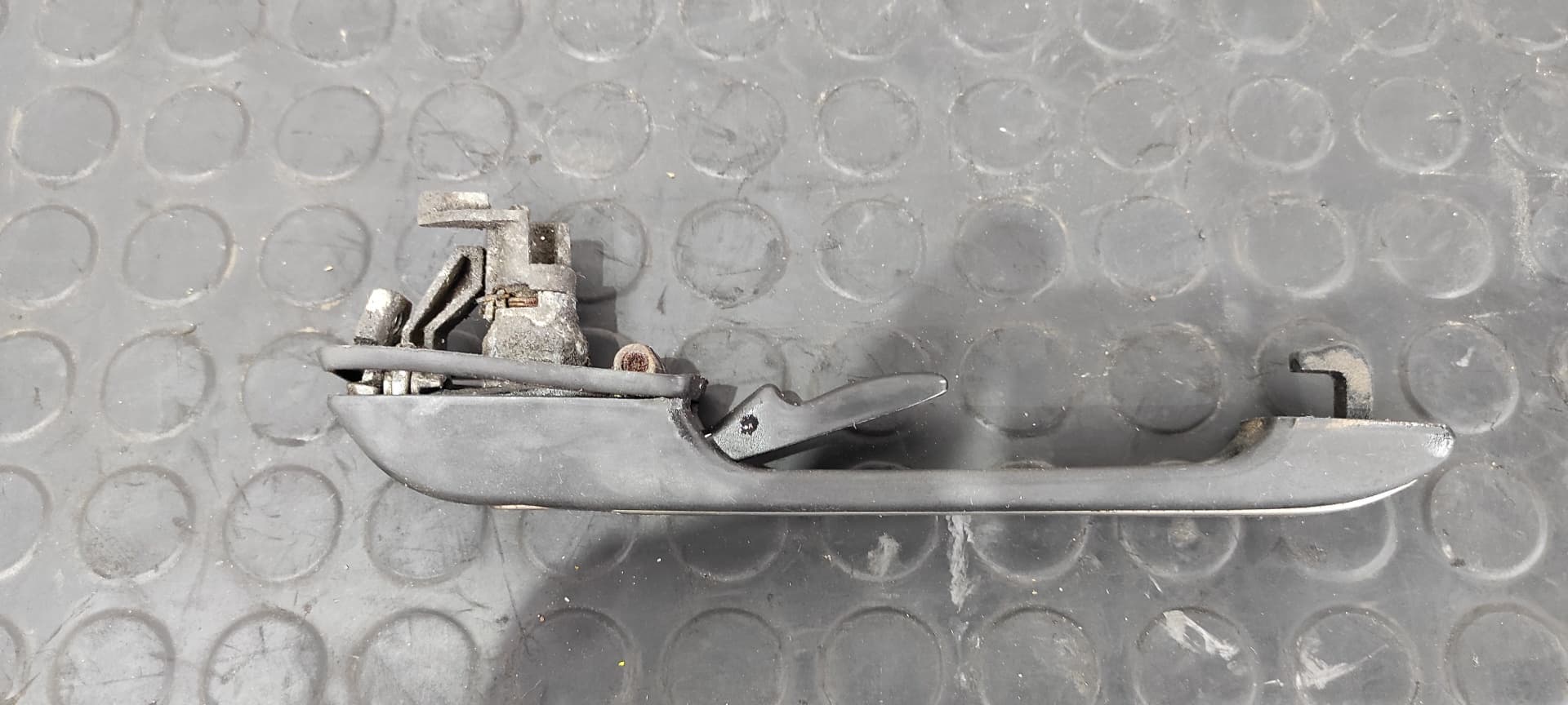 Recambio de MANETA DELANTERA DERECHA para VOLKSWAGEN GOLF I (171/173) referencia OEM IAM 171837211A 3
