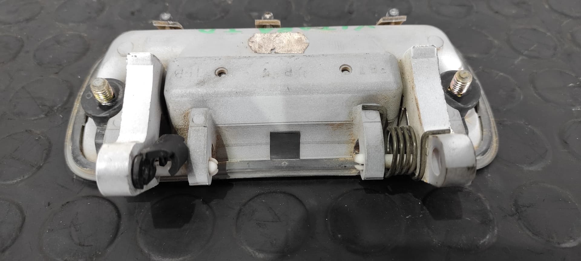 Recambio de MANETA TRASERA DERECHA para SUZUKI VITARA SE/SV (ET) referencia OEM IAM 3