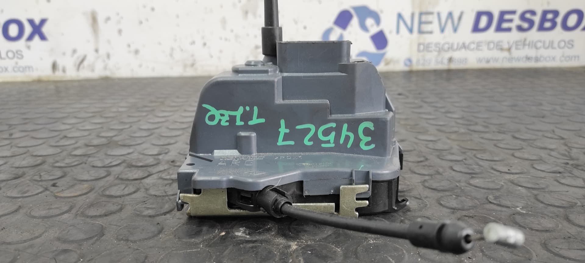 Recambio de CERRADURA PUERTA TRASERA IZQUIERDA para RENAULT ESPACE IV (JK0) Grand Espace Initiale P9X701 referencia OEM IAM ARG   - NEGRO