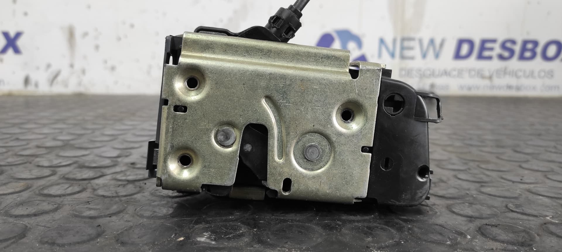 Recambio de CERRADURA PUERTA TRASERA IZQUIERDA para RENAULT ESPACE IV (JK0) Grand Espace Initiale P9X701 referencia OEM IAM ARG   - NEGRO 5