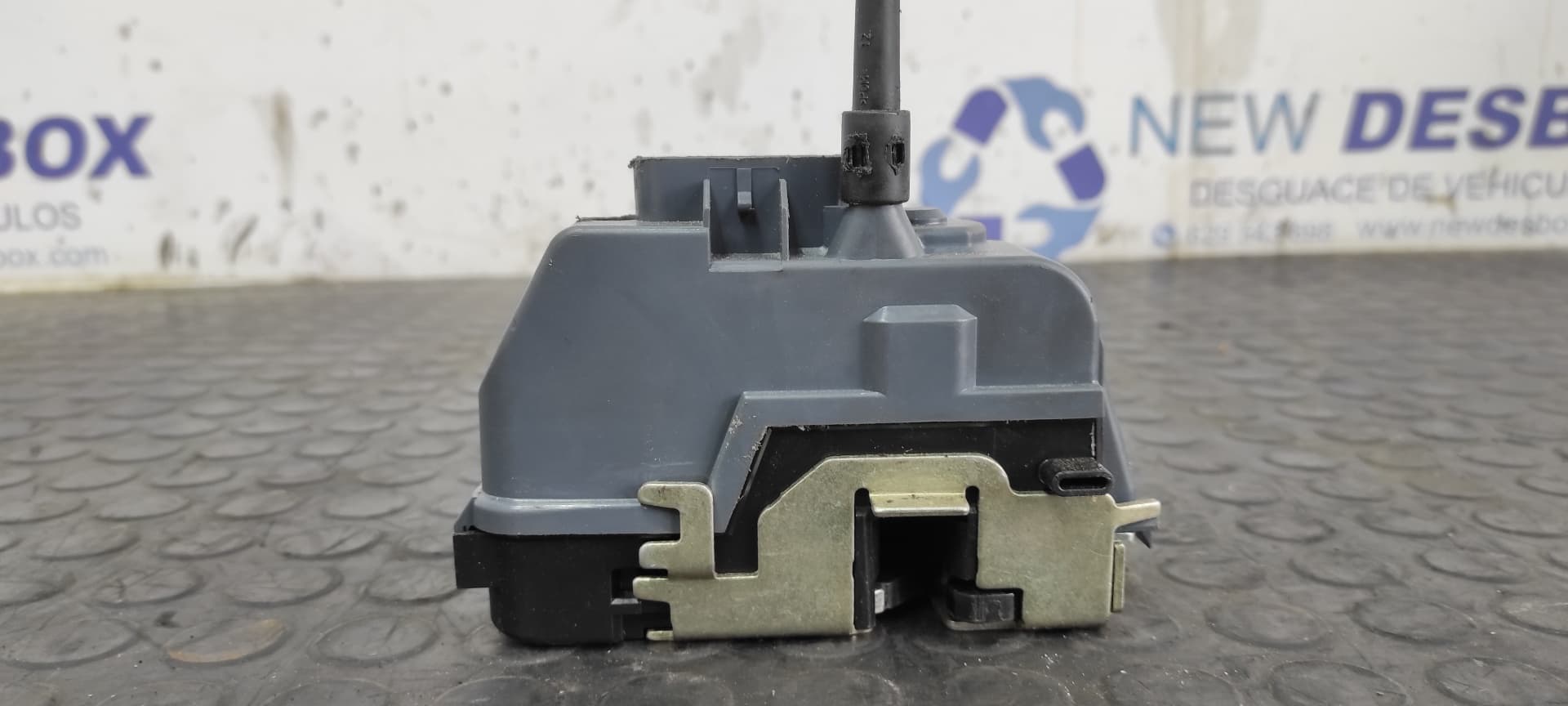 Recambio de CERRADURA PUERTA TRASERA IZQUIERDA para RENAULT ESPACE IV (JK0) Grand Espace Initiale P9X701 referencia OEM IAM ARG   - NEGRO 7