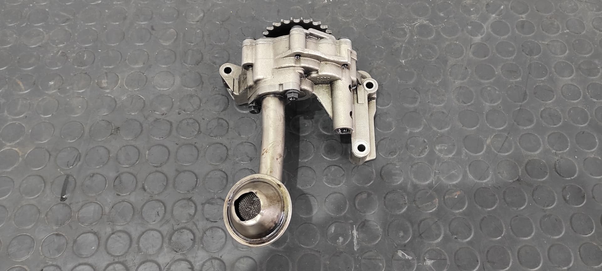 Recambio de BOMBA ACEITE para VOLKSWAGEN GOLF V BERLINA (1K1) GT Sport BKD referencia OEM IAM 03G115105   - ROJO 6