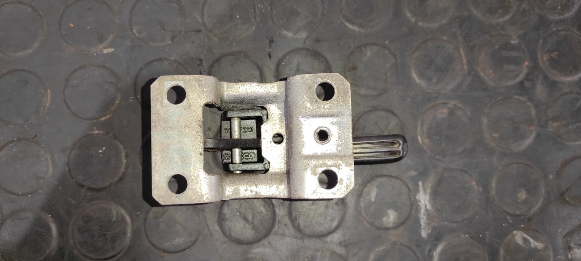 Recambio de MANETA INTERIOR DELANTERA DERECHA para VOLKSWAGEN GOLF I (171/173) referencia OEM IAM 171837226 4