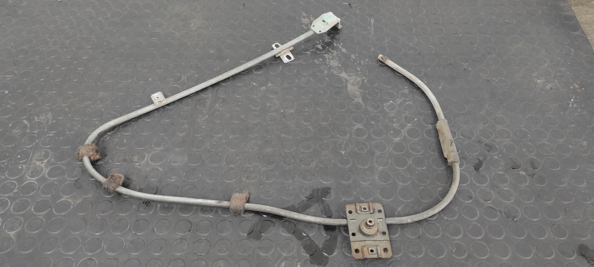 Recambio de ELEVALUNAS DELANTERO DERECHO para VOLKSWAGEN GOLF I (171/173) referencia OEM IAM 171837402C