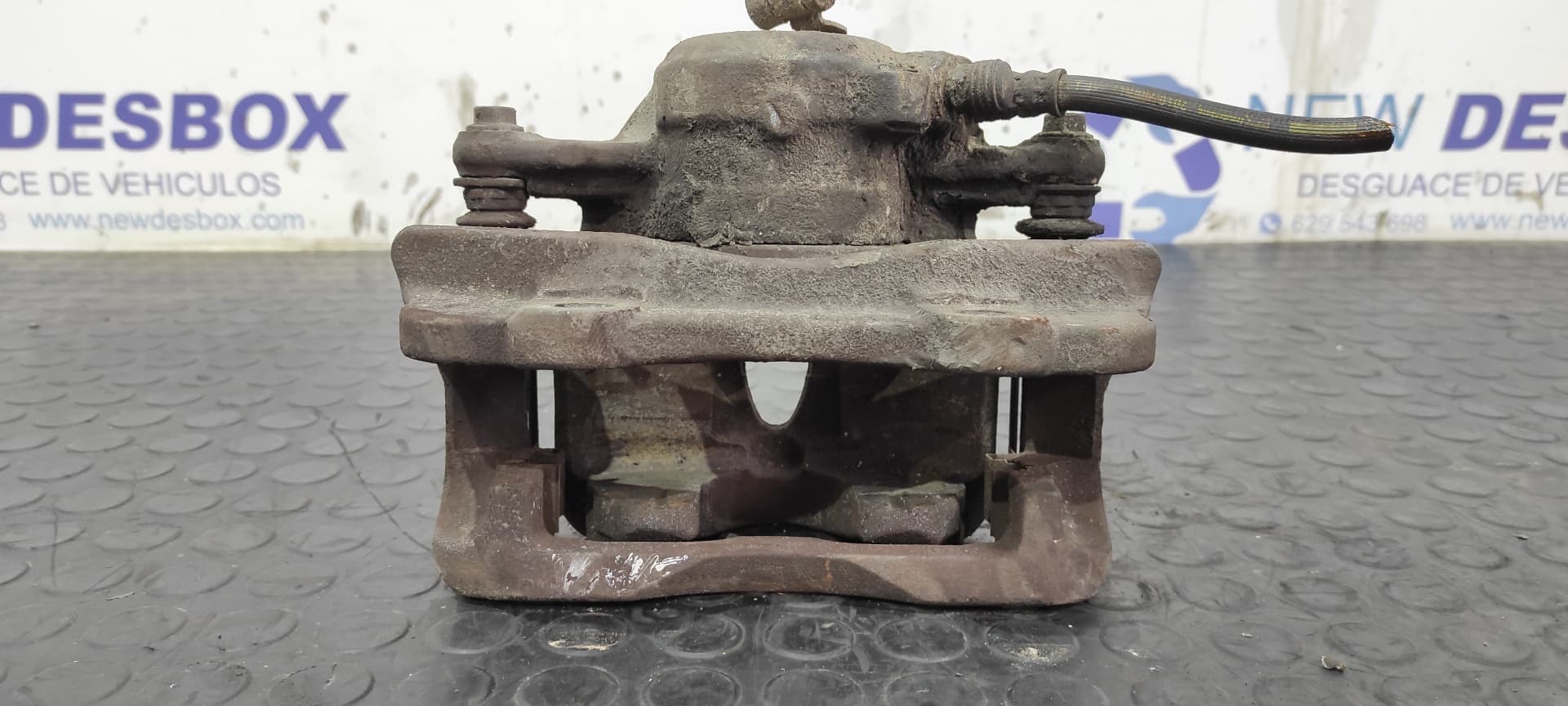 Recambio de PINZA DE FRENO DELANTERA DERECHA para PEUGEOT EXPERT KASTEN KOMFORT Confort acristalato Largo RHXDW10BTED referencia OEM IAM 6028A826   - ROJO 4