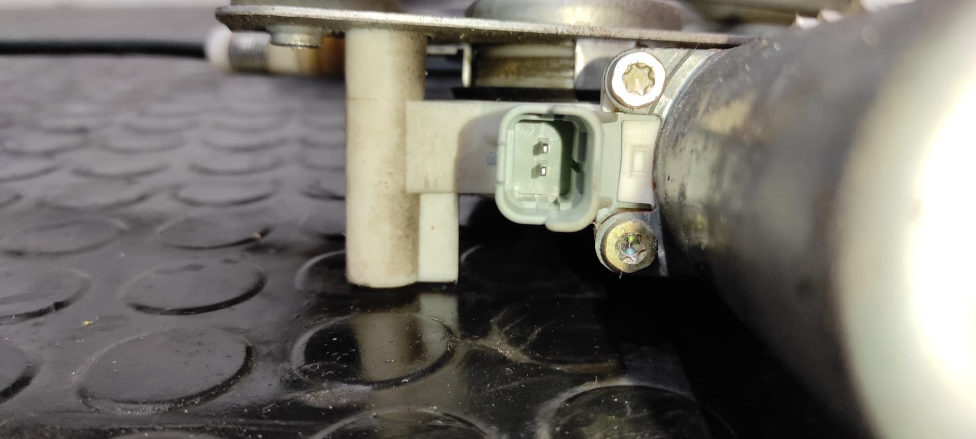 Recambio de ELEVALUNAS DELANTERO IZQUIERDO para PEUGEOT 206 CC * NFUTU5JP4 referencia OEM IAM 9636627580   - ROJO 3