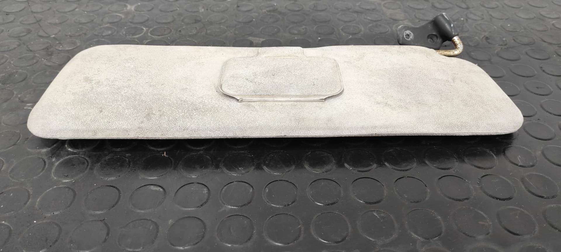 Recambio de PARASOL DERECHO para SUZUKI SAMURAI SJ 413 (SJ) referencia OEM IAM 3