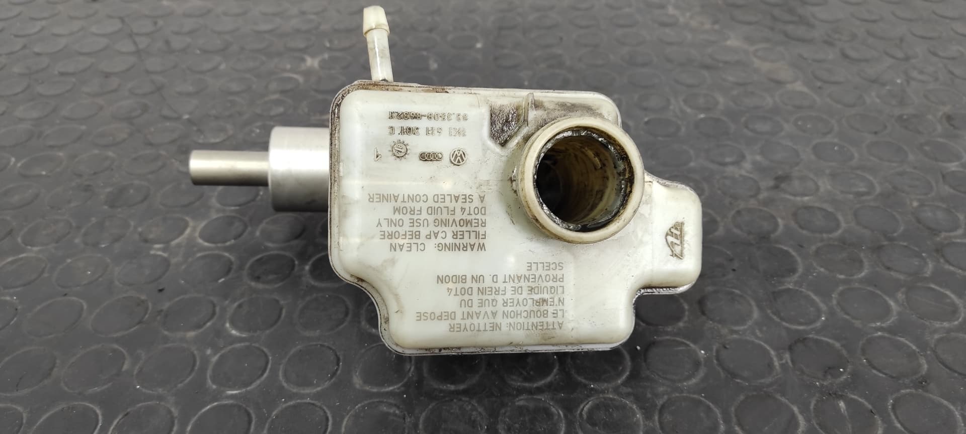 Recambio de BOMBA FRENO para VOLKSWAGEN GOLF V BERLINA (1K1) GT Sport BKD referencia OEM IAM 1K1611301C   - ROJO 5