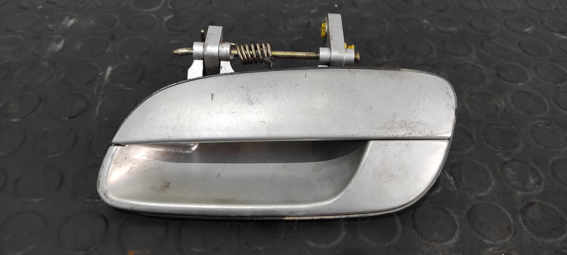 Recambio de MANETA  TRASERA IZQUIERDA para HYUNDAI ELANTRA (XD) 2.0 CRDi CAT D4EA referencia OEM IAM 836502D010   - GRIS