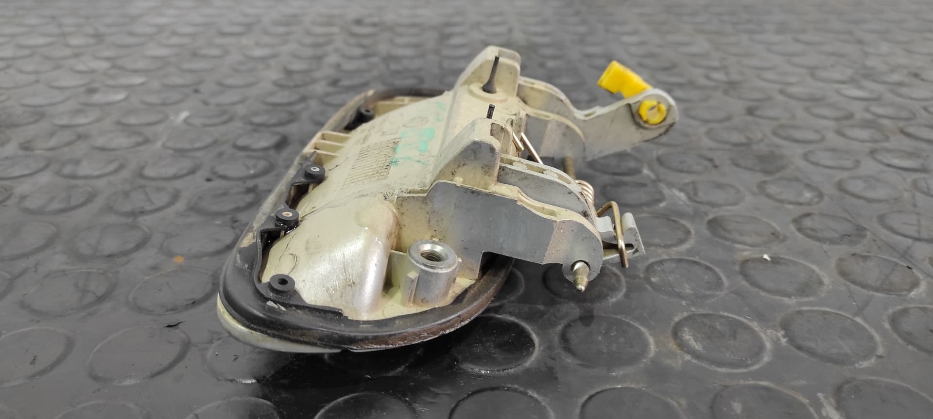 Recambio de MANETA  TRASERA IZQUIERDA para HYUNDAI ELANTRA (XD) 2.0 CRDi CAT D4EA referencia OEM IAM 836502D010   - GRIS 2