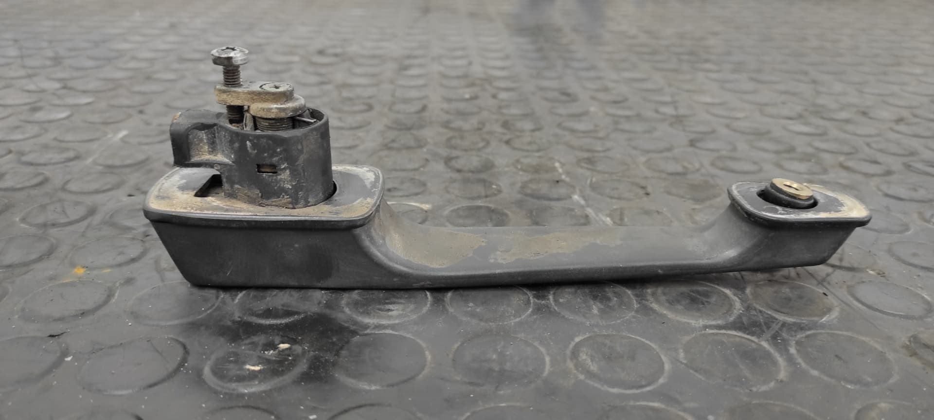 Recambio de MANETA TRASERA DERECHA para MERCEDES-BENZ MB 100 D CAJA CERRADA / COMBI Caja cerrada  (BM 631.332/342) 616963 referencia OEM IAM    - BLANCO 2