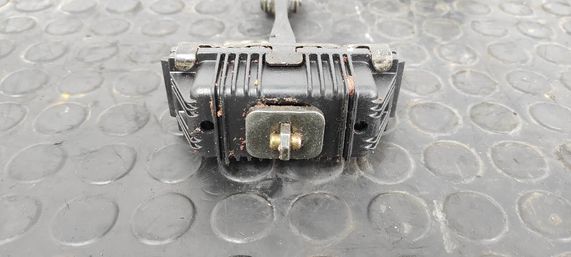 Recambio de RETENEDOR PUERTA DERECHA para BMW X5 (E53) 3.0i M54306S3 referencia OEM IAM 51218402561   - NEGRO 7