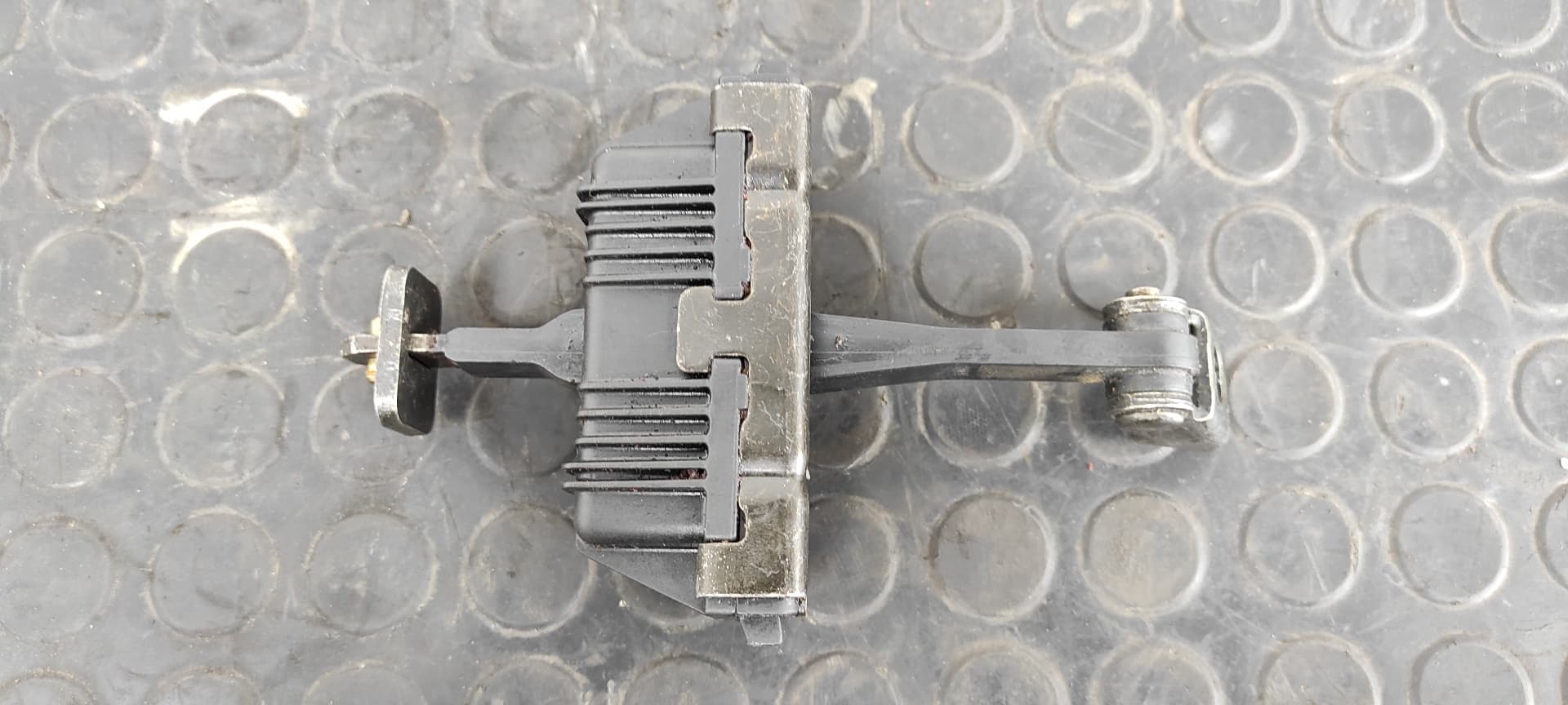 Recambio de RETENEDOR PUERTA IZQUIERDA  para BMW X5 (E53) 3.0d M57D30 referencia OEM IAM 51218402561   - AZUL 8