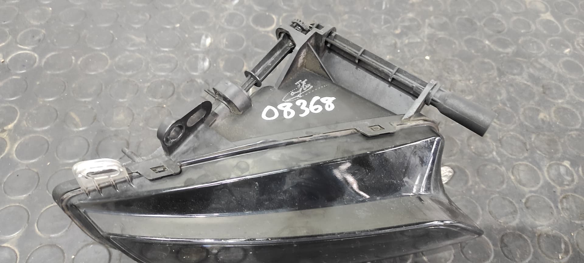 Recambio de FARO ANTINIEBLA IZQUIERDO para AUDI A3 SPORTBACK (8VA) referencia OEM IAM 8V0941699C 7