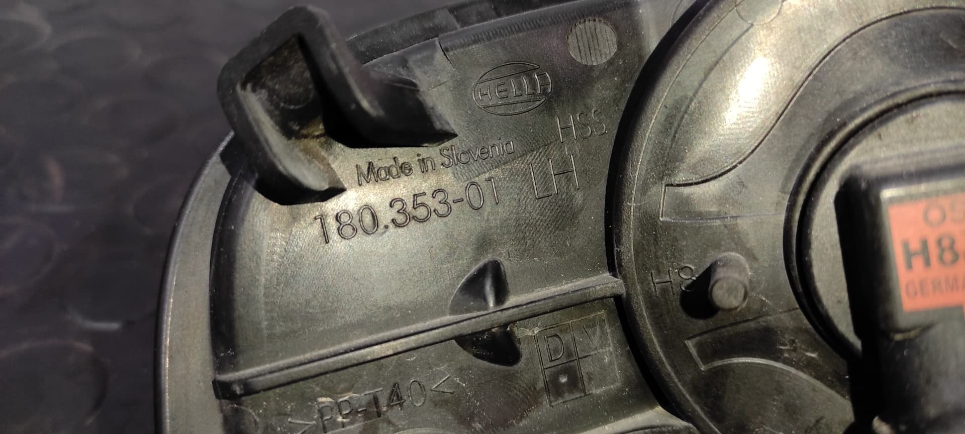 Recambio de FARO ANTINIEBLA IZQUIERDO para AUDI A3 SPORTBACK (8VA) referencia OEM IAM 8V0941699C 2