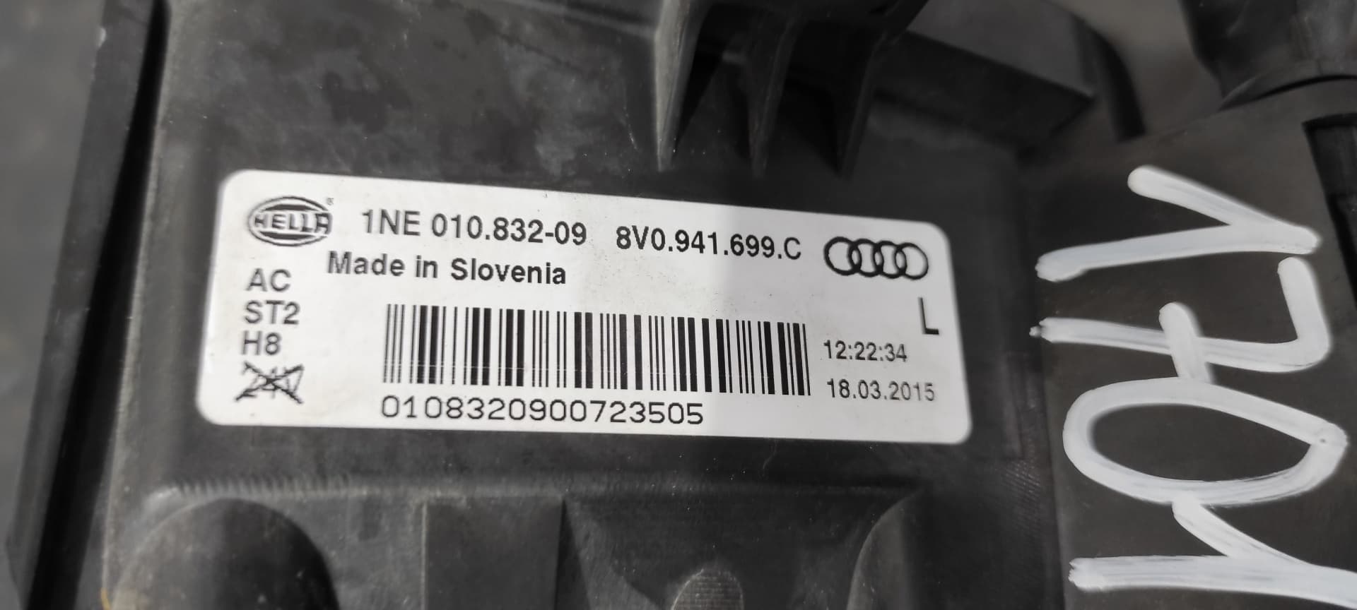 Recambio de FARO ANTINIEBLA IZQUIERDO para AUDI A3 SPORTBACK (8VA) referencia OEM IAM 8V0941699C 3