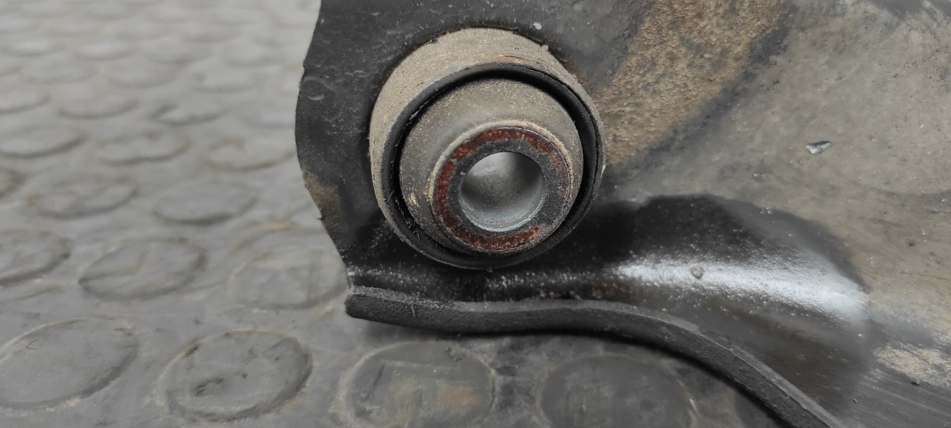 Recambio de BRAZO IZQUIERDO INFERIOR DELANTERO para DACIA LOGAN Ambiance K9KK7 referencia OEM IAM 863F086   - PLATA 4