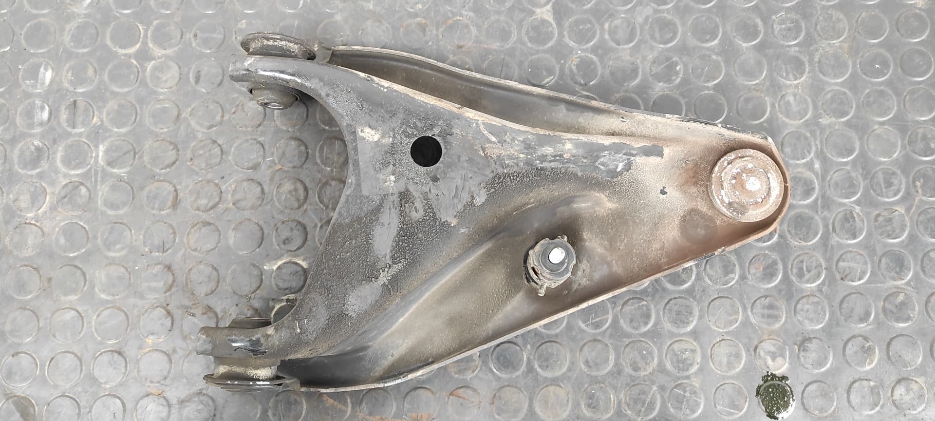 Recambio de BRAZO IZQUIERDO INFERIOR DELANTERO para DACIA LOGAN Ambiance K9KK7 referencia OEM IAM 863F086   - PLATA 7